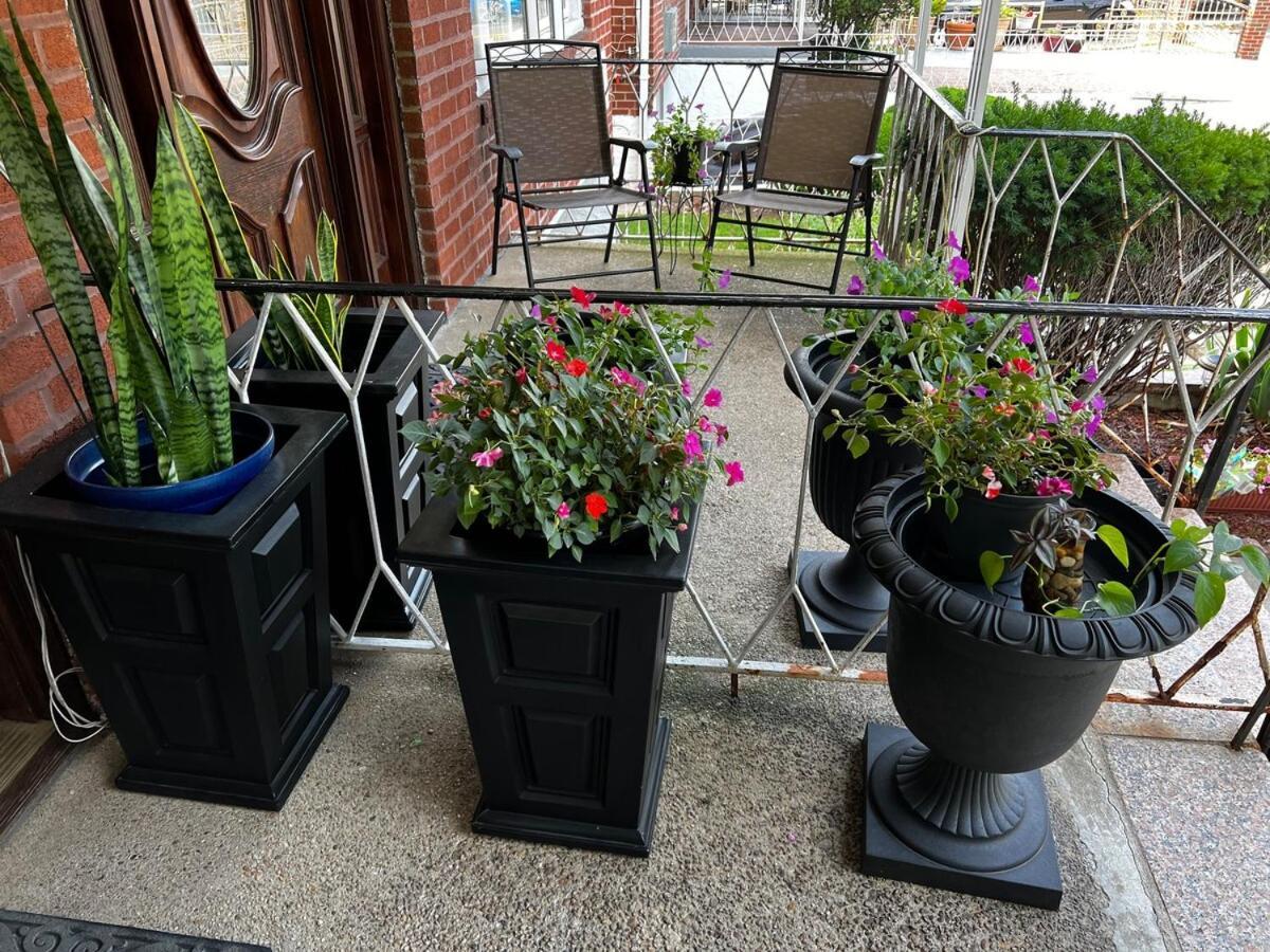 ניו יורק Spacious Comfy Room In Cozy Classy Duplex מראה חיצוני תמונה