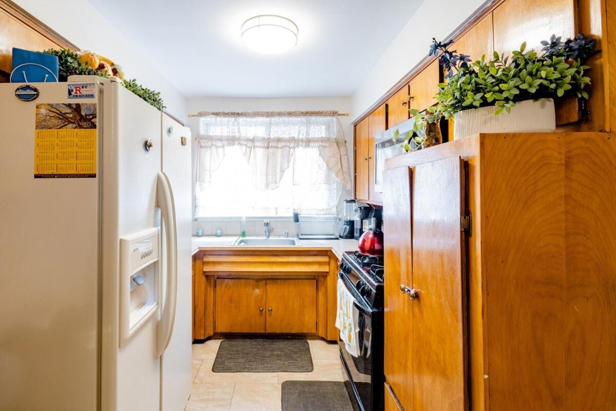 ניו יורק Spacious Comfy Room In Cozy Classy Duplex מראה חיצוני תמונה
